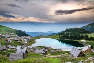 Sutra se održava panel diskusija : „Očuvanje i održivi razvoj Spomenika prirode Prokoško jezero“