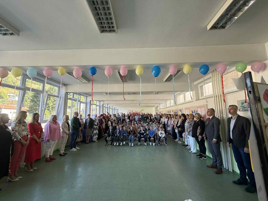 Načelnik Klisura poklonima obradovao fojničke prvačiće