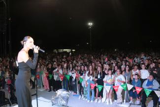Spektakularna noć u Fojnici: Džejla Ramović održala koncert u sklopu Fojničkog ljeta