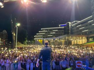 Zavr&scaron;eno Fojničko ljeto 2026: Enes Begović priredio nezaboravan koncert u Fojnici