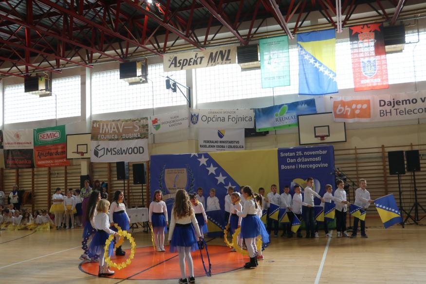 Fojnički učenici priredili svečanu priredbu povodom Dana državnosti